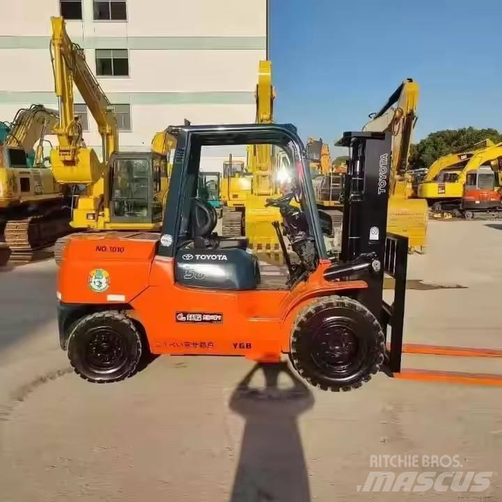 Toyota FD50 ディーゼル・軽油