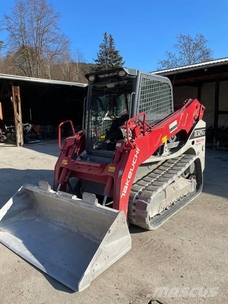 Takeuchi TL12 V2 スキッドステアローダー