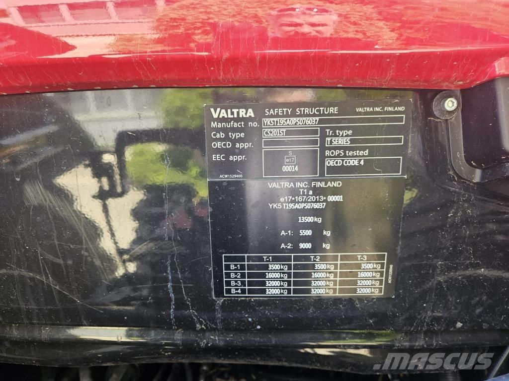 Valtra T 195 Active トラクター