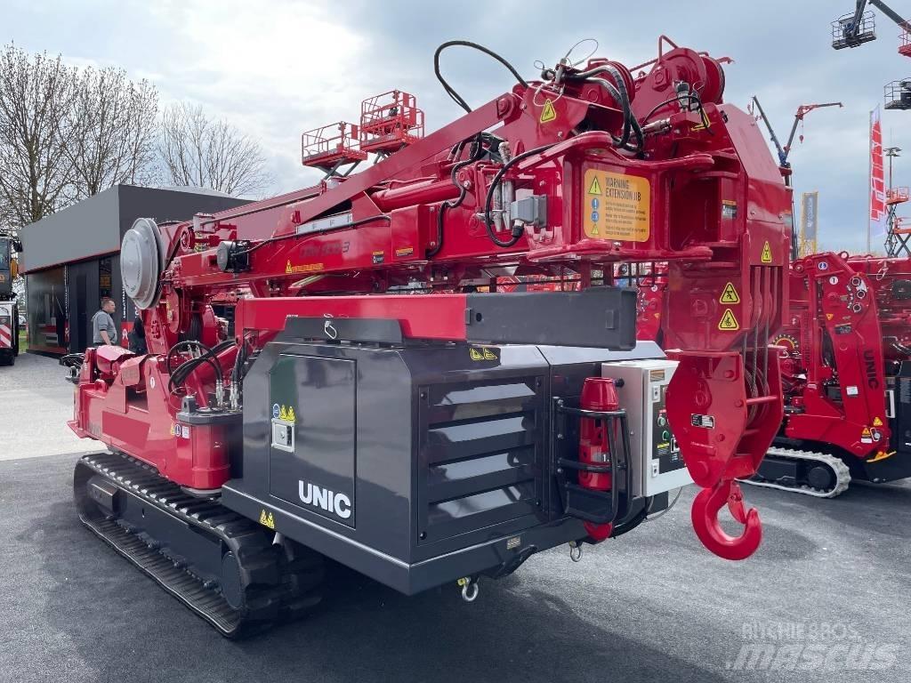 Unic URW-806-3 ミニクレーン