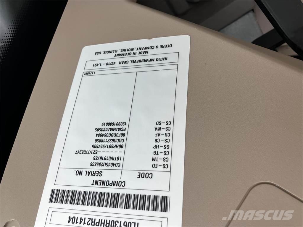 John Deere 6R 130 トラクター