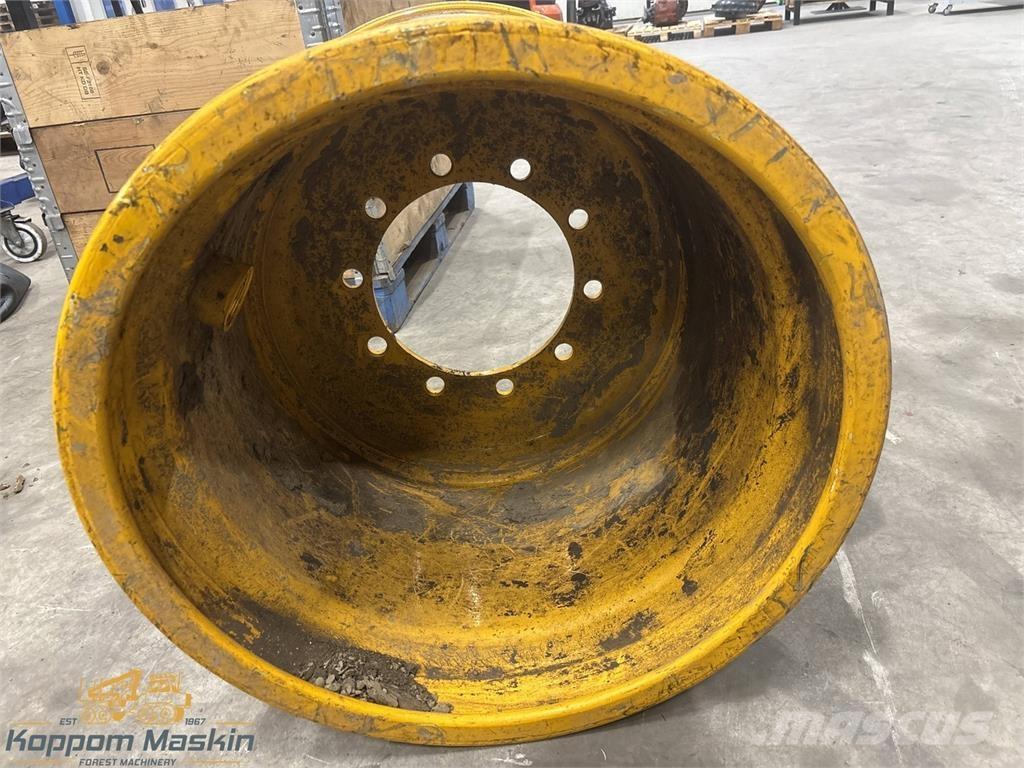 Rottne H8 24x26,5 タイヤ、ホイル、リム