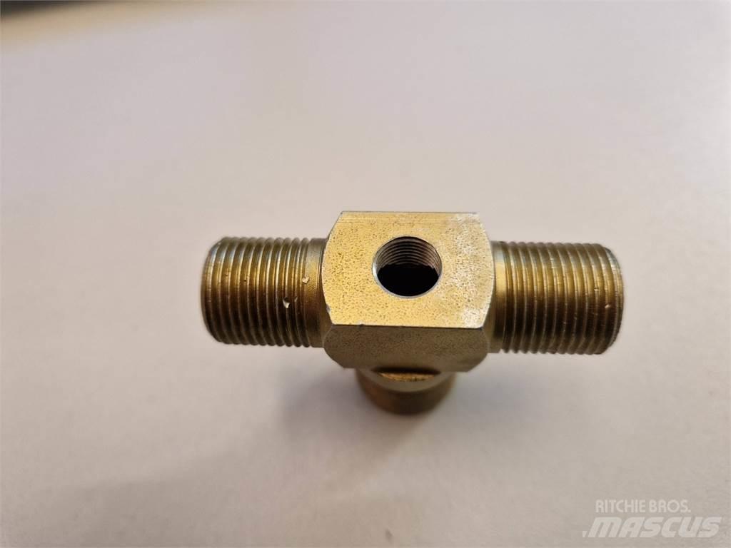 Rottne 059-0096 シャーシ及びサスペンション