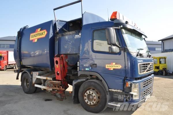 Volvo FM9 4X2 300 塵芥車、パッカー車