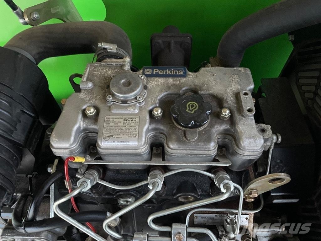 Niftylift HR 21 4x4 ブームリフト　屈伸型