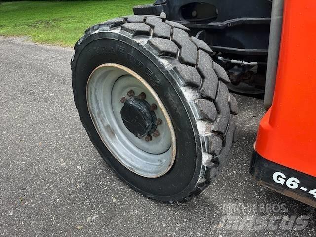 JLG G 6-42 A テレスコーピックハンドラー