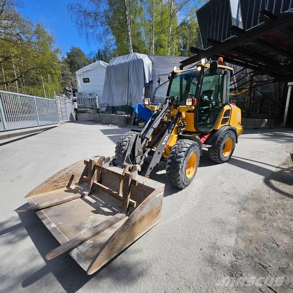 Volvo L25f ホイールローダー・タイヤショベル