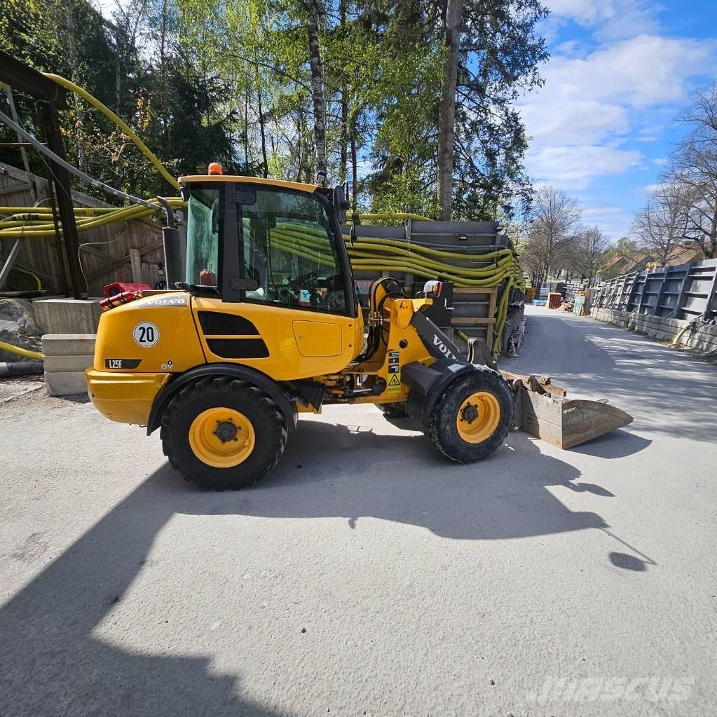 Volvo L25f ホイールローダー・タイヤショベル