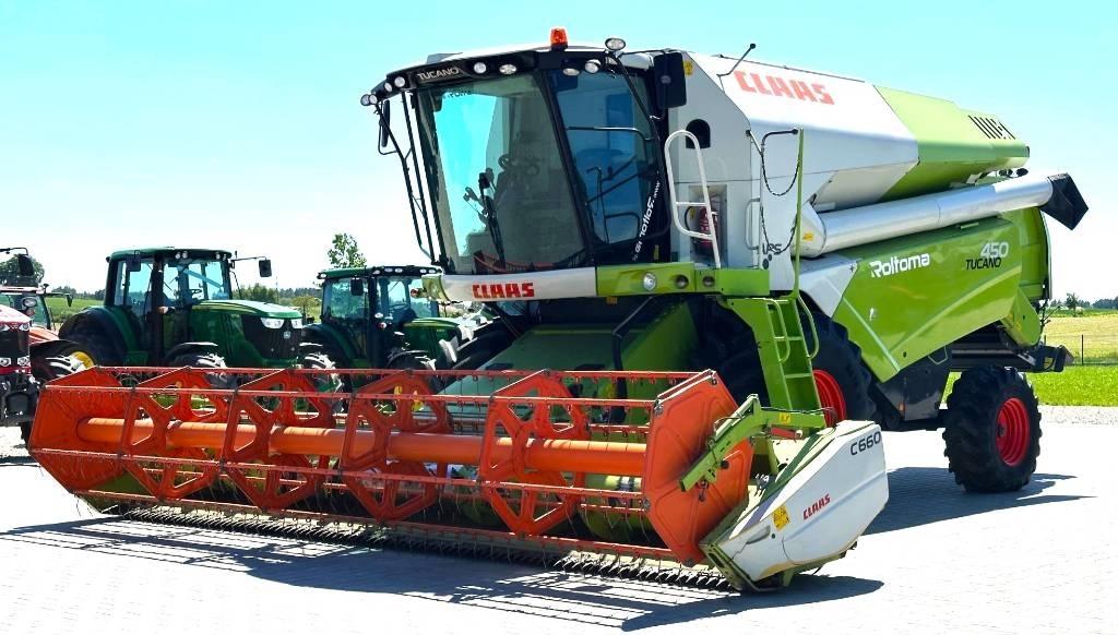 CLAAS Tucano 450 コンバイン