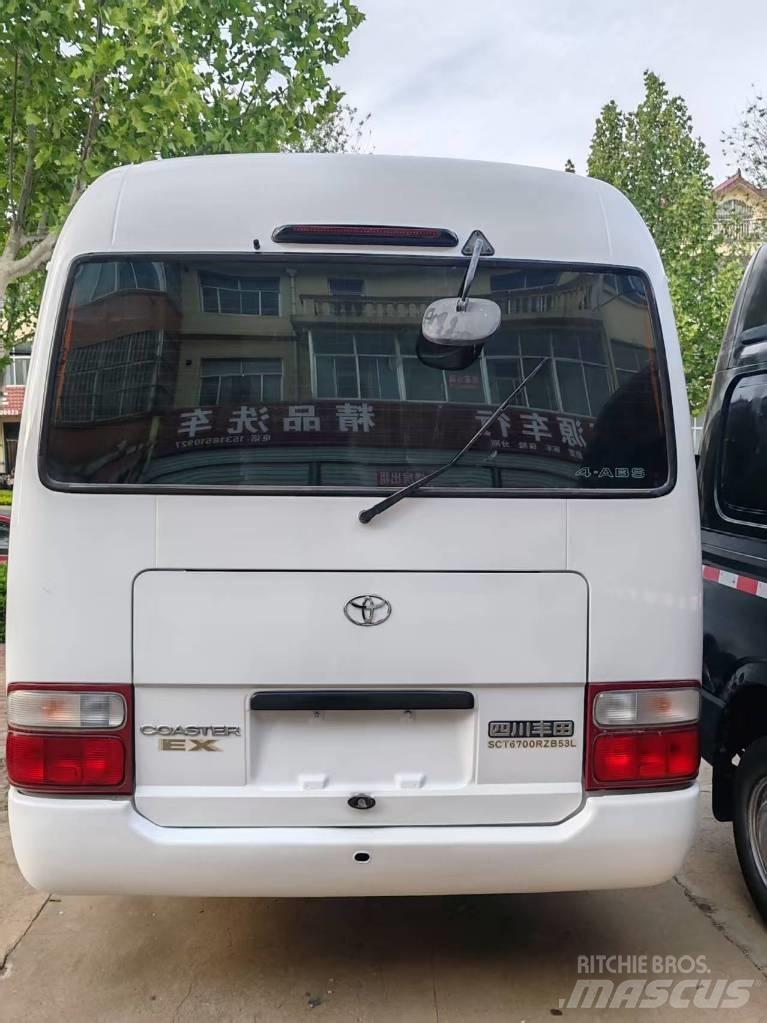 Toyota Coaster 長距離バス