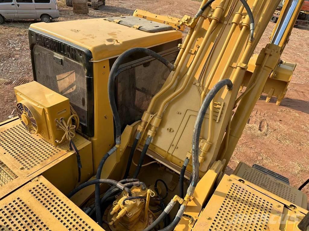 CAT 330B 大型油圧ショベル12t以上（パワーショベル・ユンボ）