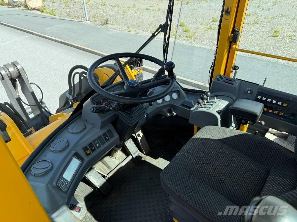 Volvo L 70 C ホイールローダー・タイヤショベル