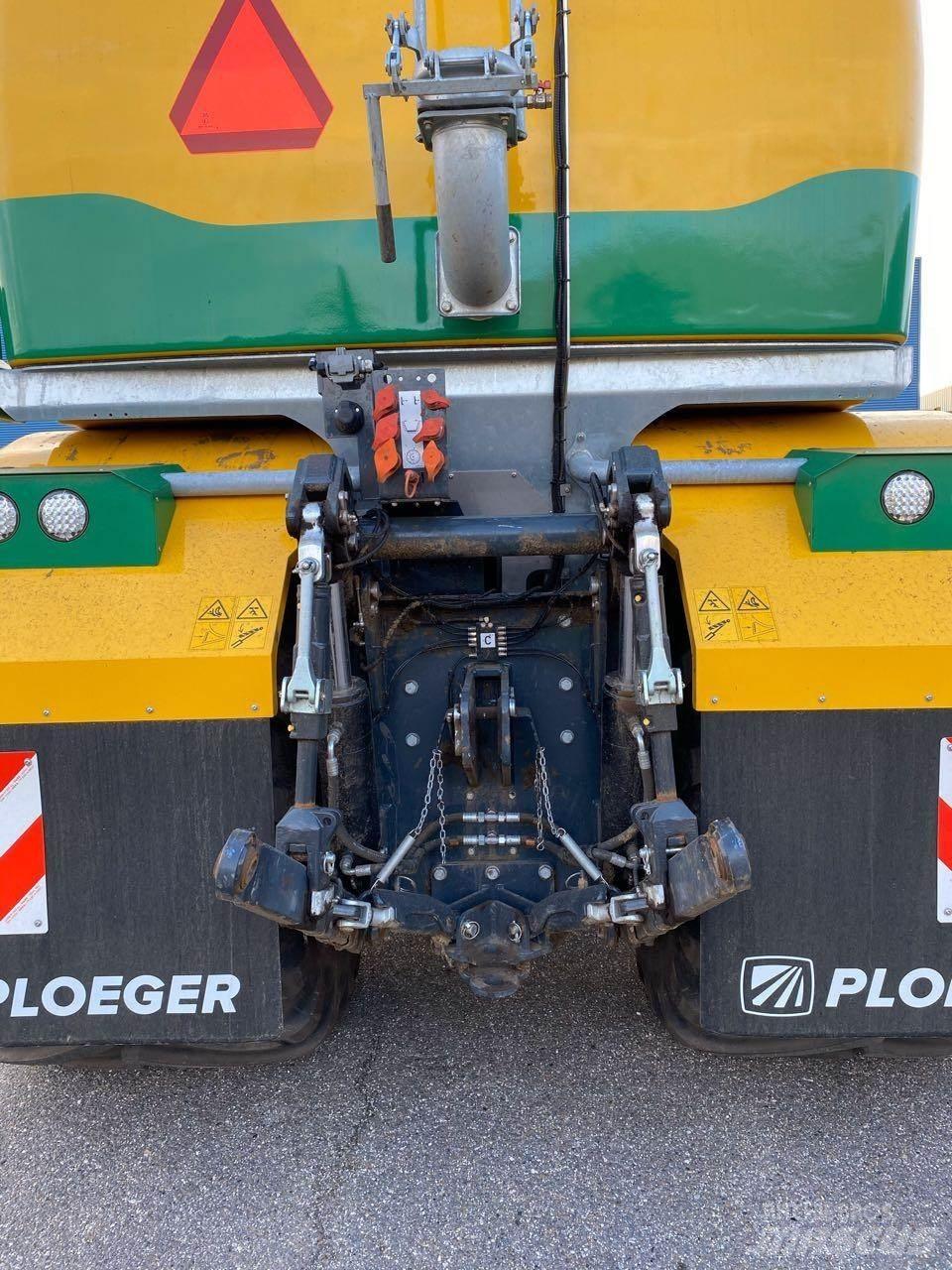 Ploeger AT 4103 肥料散布機
