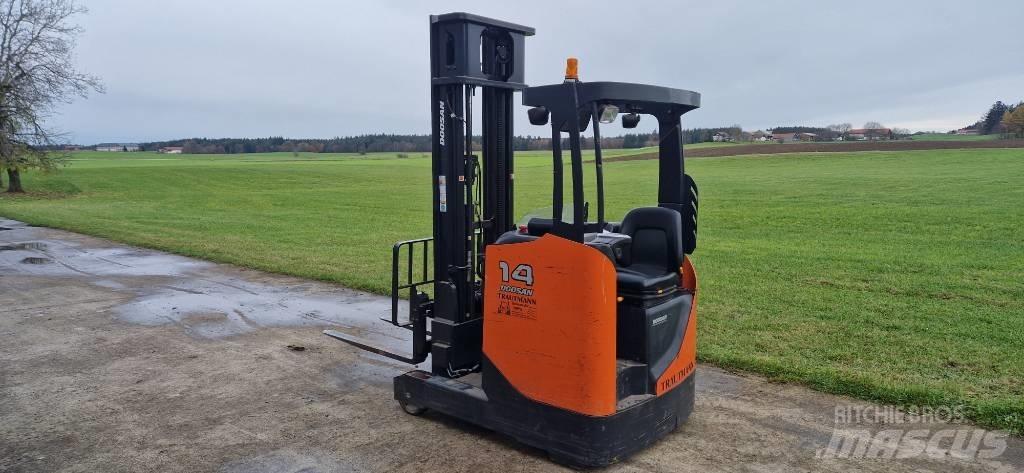 Doosan BR 16 JW-7 リーチフォークリフト