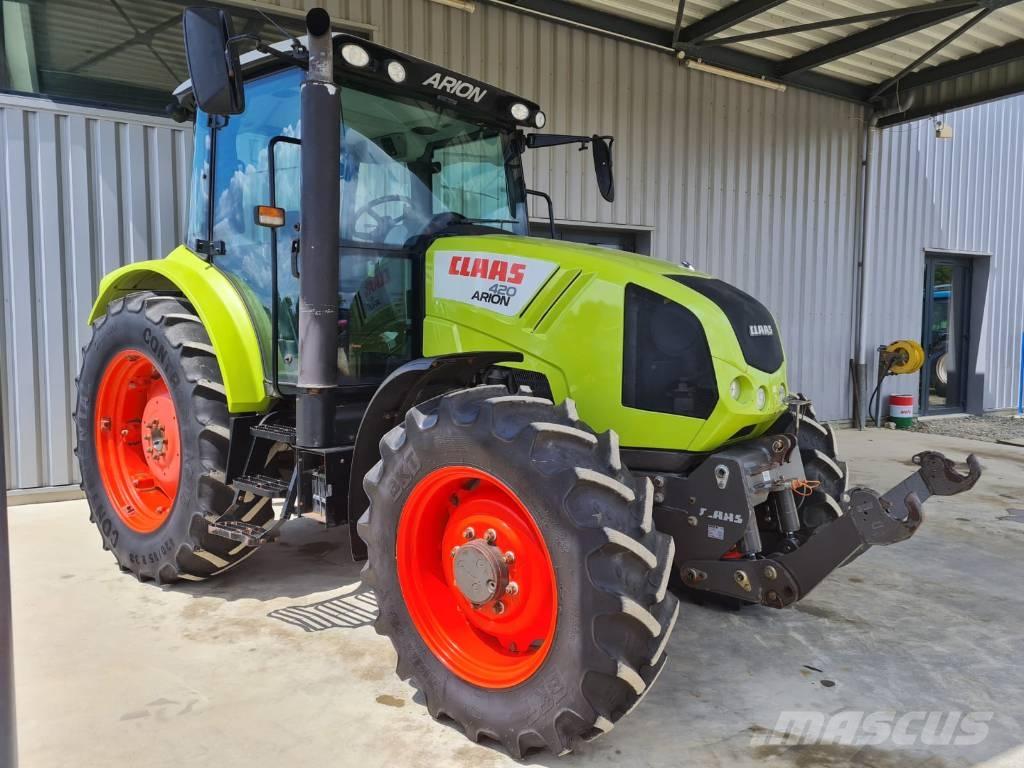 CLAAS Arion 420 トラクター
