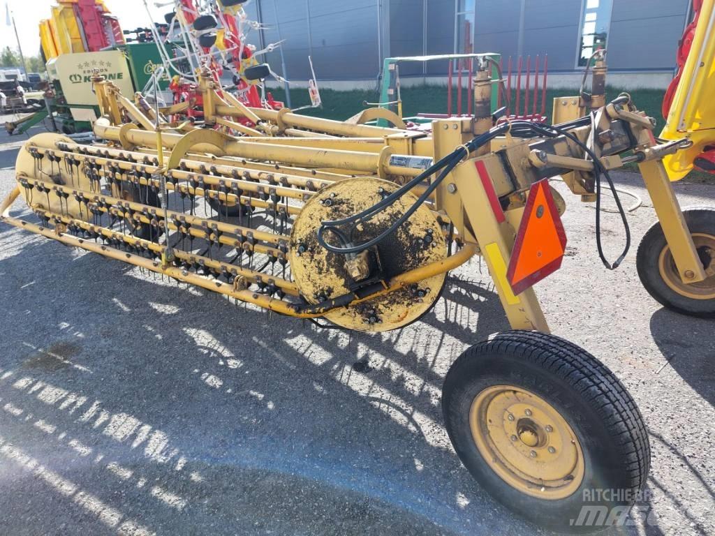 Wermeer R2300 ウィンドローア/レーキ