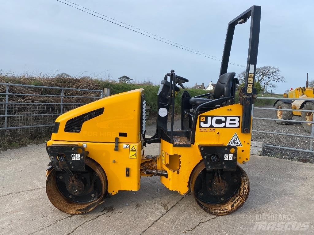 JCB VMT 260-120 タンデムローラ