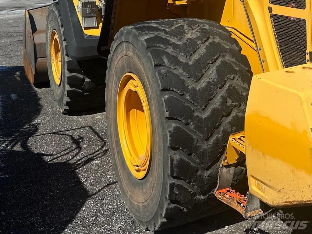 Volvo L 260 H ホイールローダー・タイヤショベル