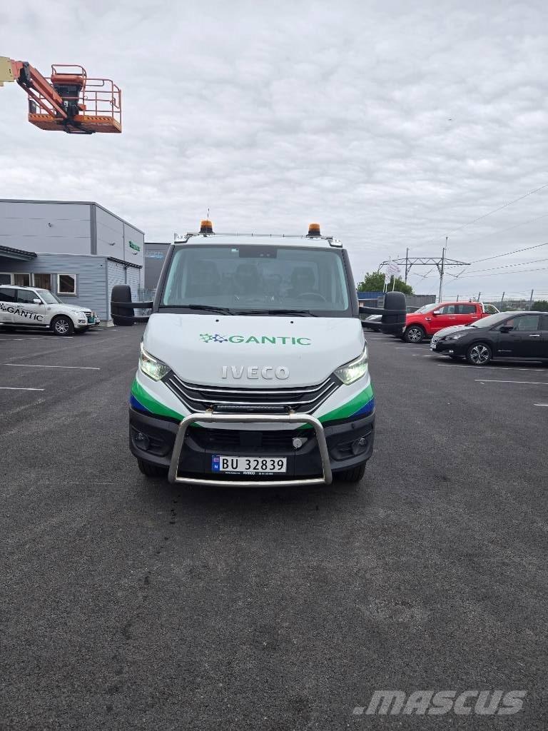 Iveco Daily レッカー車