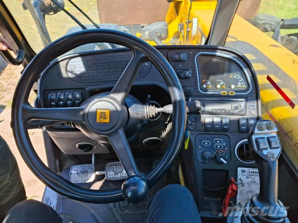 JCB 560-80 Agri Plus テレスコピックホイールローダー