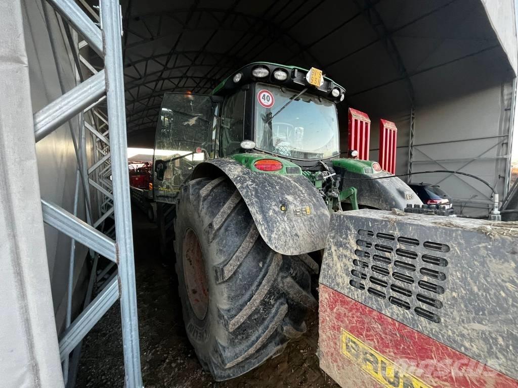 John Deere 6145 R トラクター