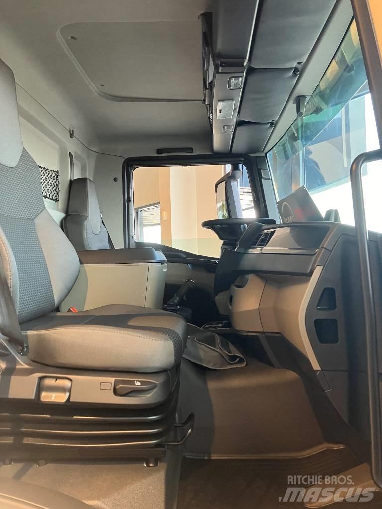 MAN TGM 18.290 キャブ付きシャーシ