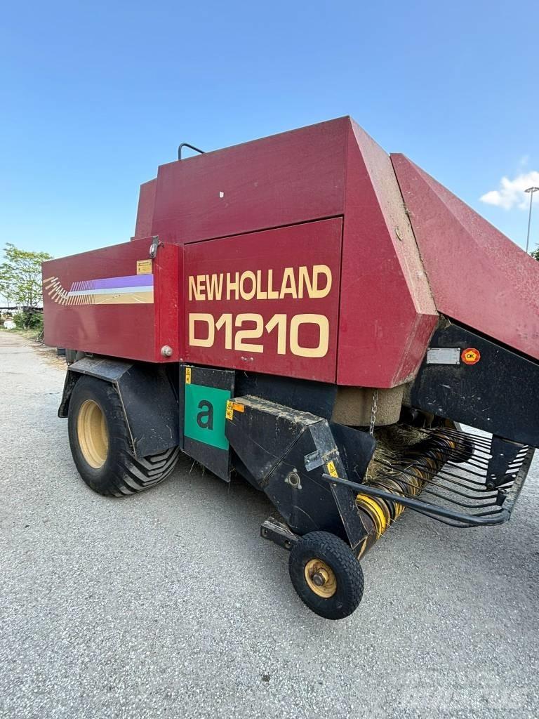 New Holland D 1210 スクエアベーラー