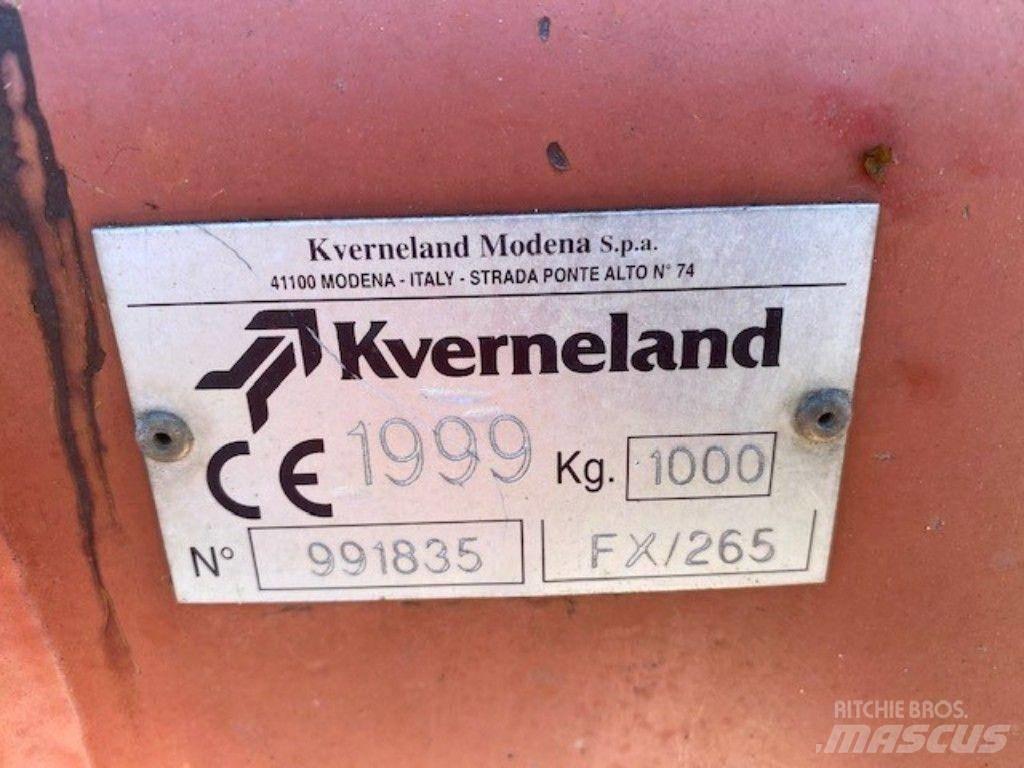 Kverneland FX 265 牽引式モア/芝刈り機