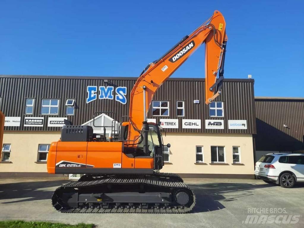 Doosan Dx225LC-7 大型油圧ショベル12t以上（パワーショベル・ユンボ）