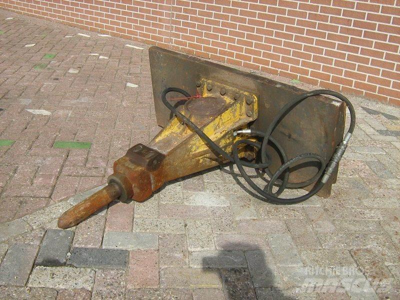 Atlas Copco SBC410 自走式クラッシャー