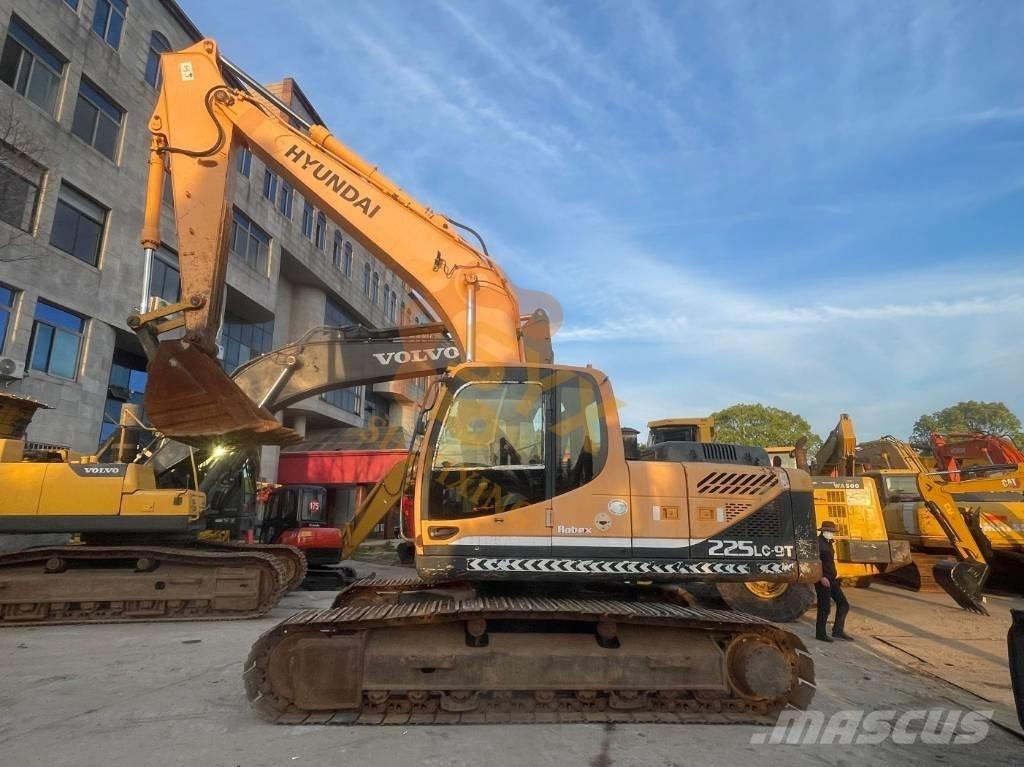 Hyundai Robex 225 大型油圧ショベル12t以上（パワーショベル・ユンボ）