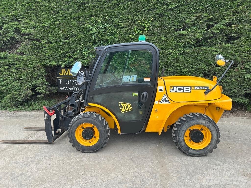 JCB 520-40 テレスコーピックハンドラー