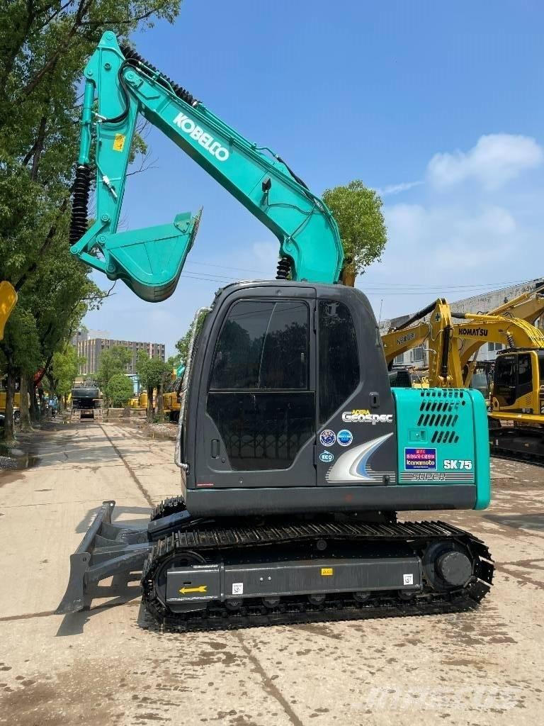 Kobelco SK 75 ミニ油圧ショベル 7t以下（ミニユンボ・ミニディガー）