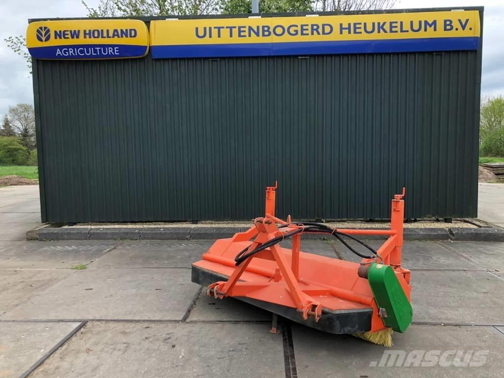 Holaras H-220 V 路面清掃機