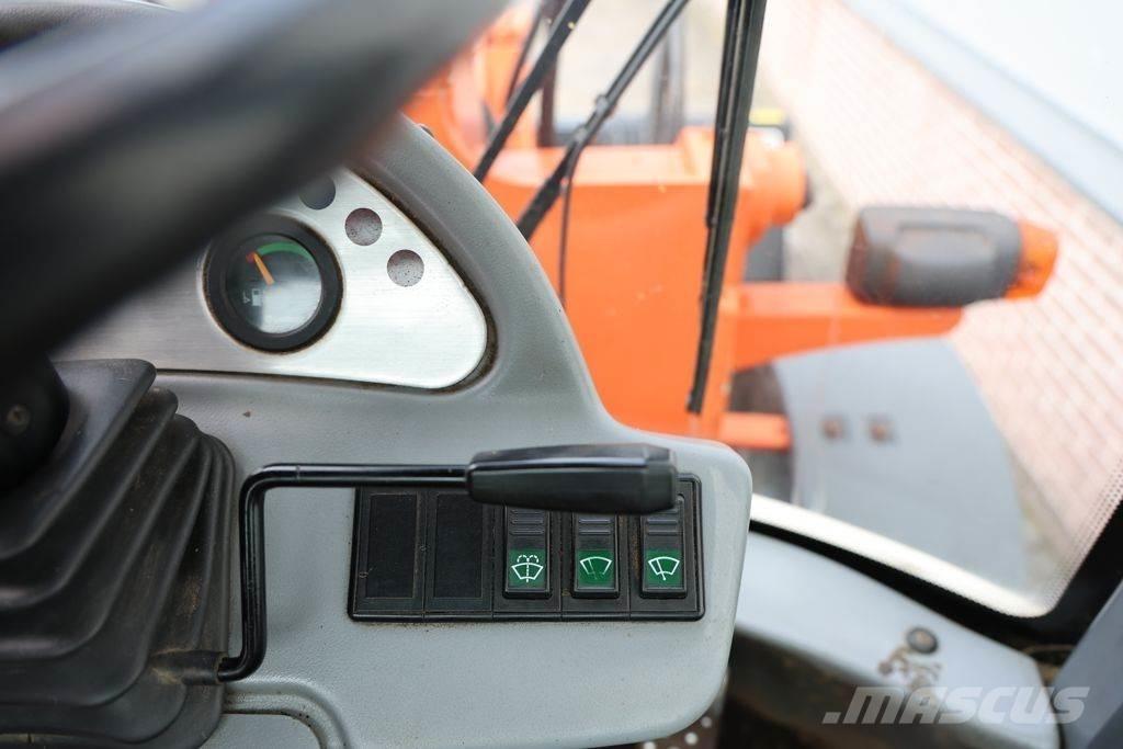 Terex TL120 ホイールローダー・タイヤショベル
