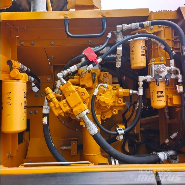 CAT 336 D 2 大型油圧ショベル12t以上（パワーショベル・ユンボ）