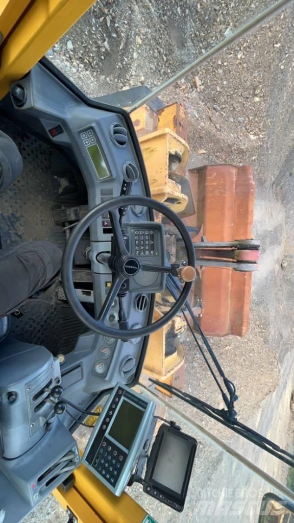 Volvo L 180 C ホイールローダー・タイヤショベル
