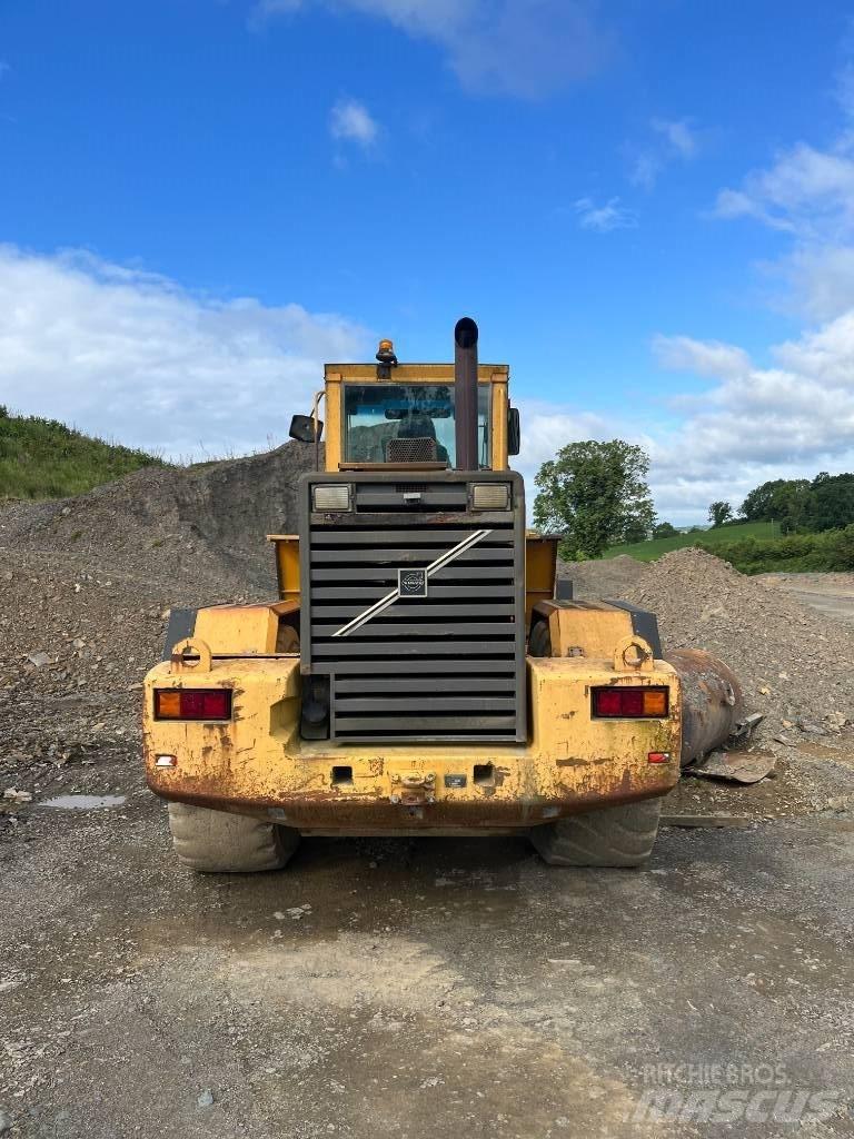 Volvo L 180 C ホイールローダー・タイヤショベル