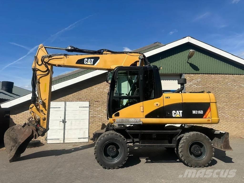 CAT M316D ホイール式油圧ショベル（パワーショベル・ユンボ・バックホー）