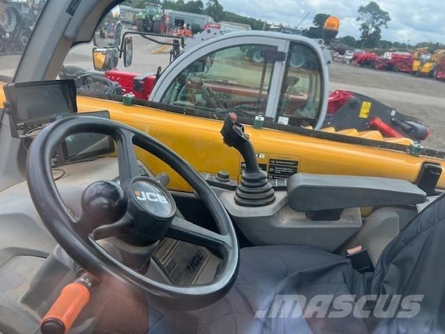 JCB 538-60 農業用テレハンドラー