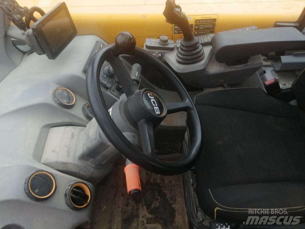 JCB 538-60 農業用テレハンドラー