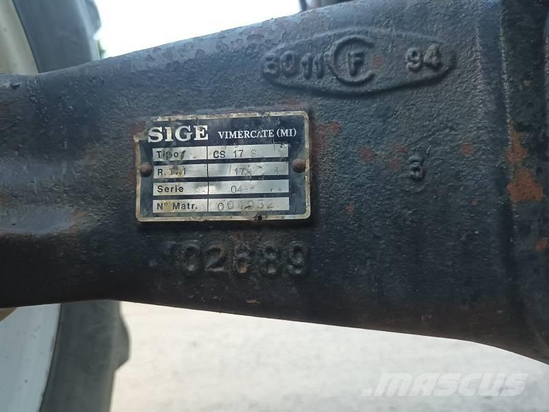 Valmet 8100 トラクター
