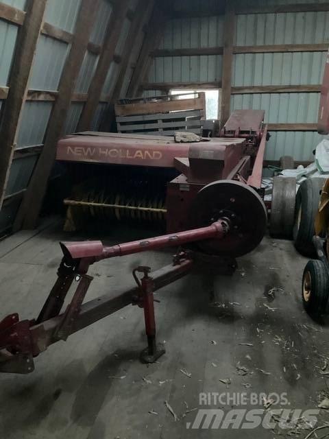 New Holland Hayliner スクエアベーラー