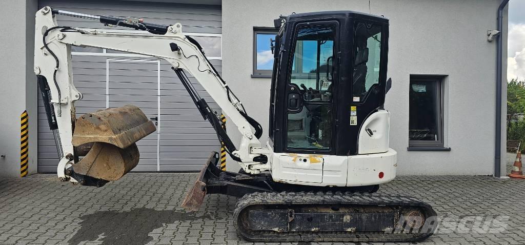 CAT 304 E 2 CR ミニ油圧ショベル 7t以下（ミニユンボ・ミニディガー）
