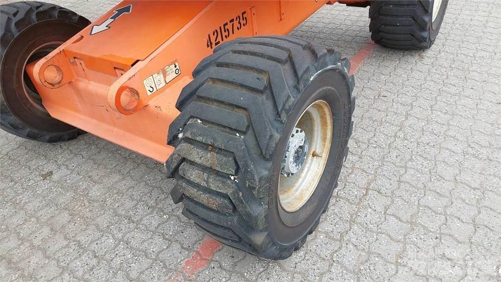 JLG 450AJ ブームリフト　屈伸型