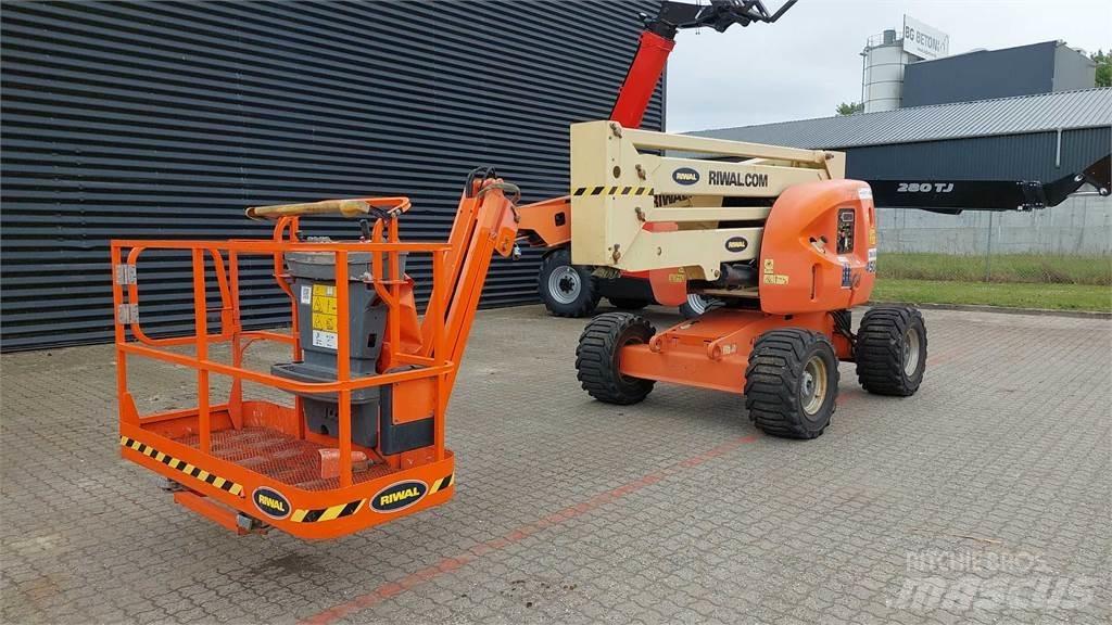 JLG 450AJ ブームリフト　屈伸型