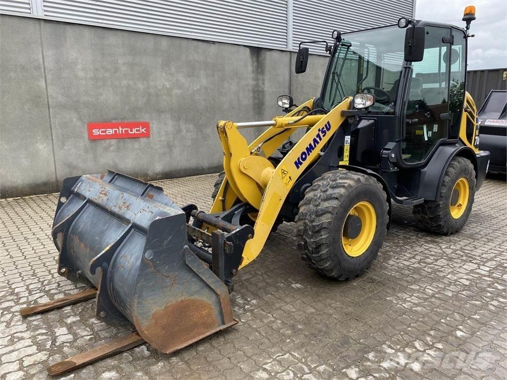 Komatsu WA70M-8EO 多目的ローダー