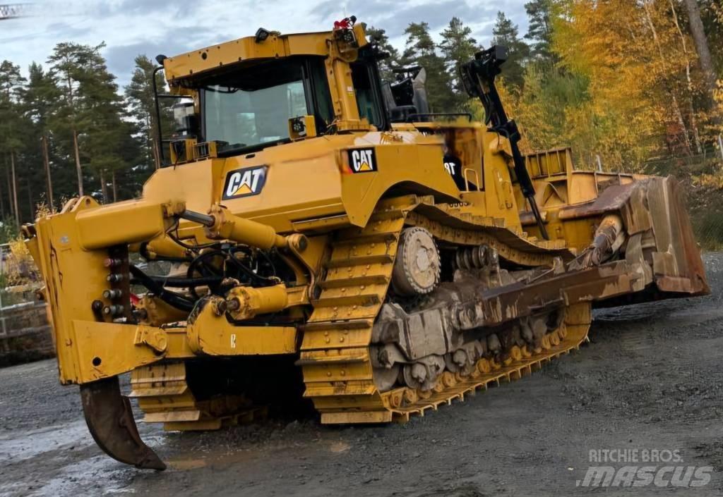 CAT D 8 T ブルドーザー