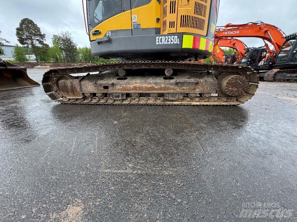 Volvo ECR 235 DL 大型油圧ショベル12t以上（パワーショベル・ユンボ）