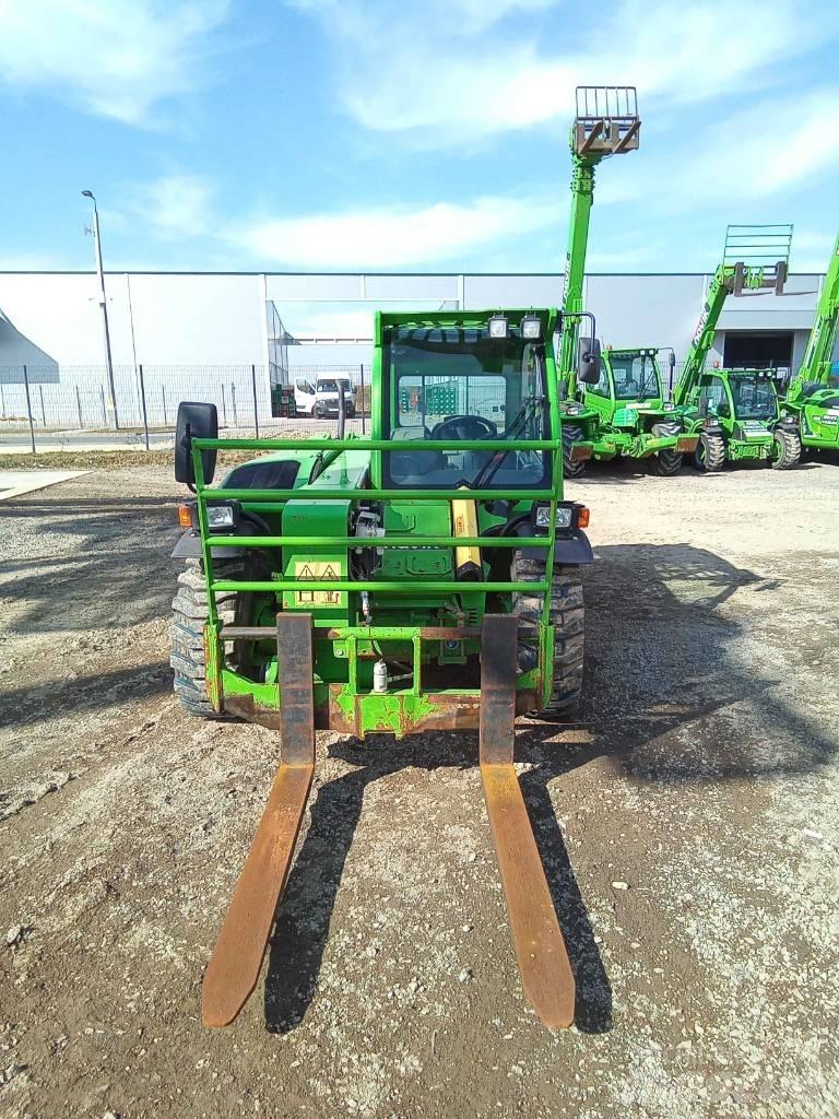 Merlo P 27.6 Plus テレスコーピックハンドラー